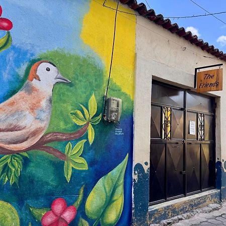 Hostal The Friends Panajachel Luaran gambar