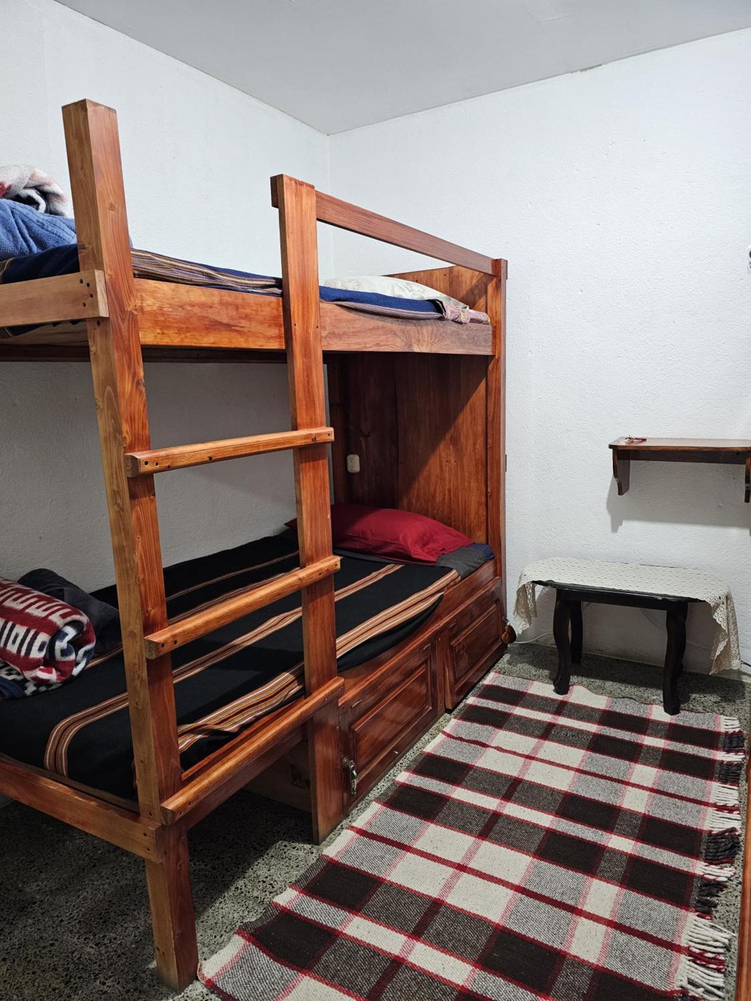 Hostal The Friends Panajachel Luaran gambar