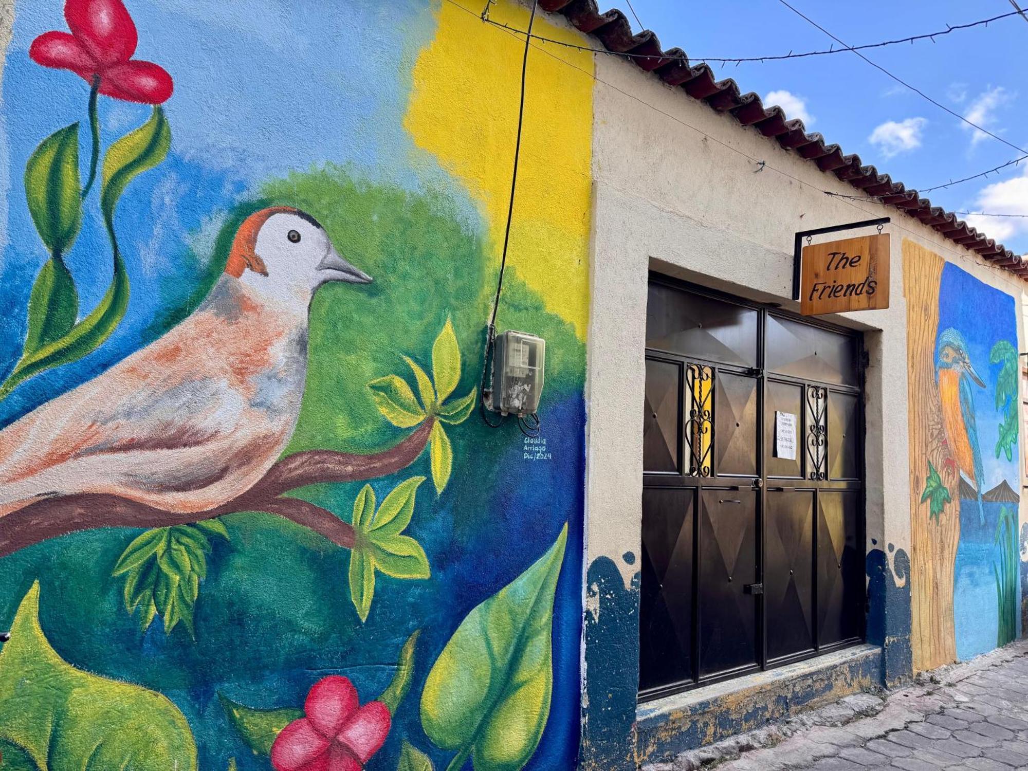 Hostal The Friends Panajachel Luaran gambar